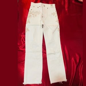 White and beige embroidery jeans